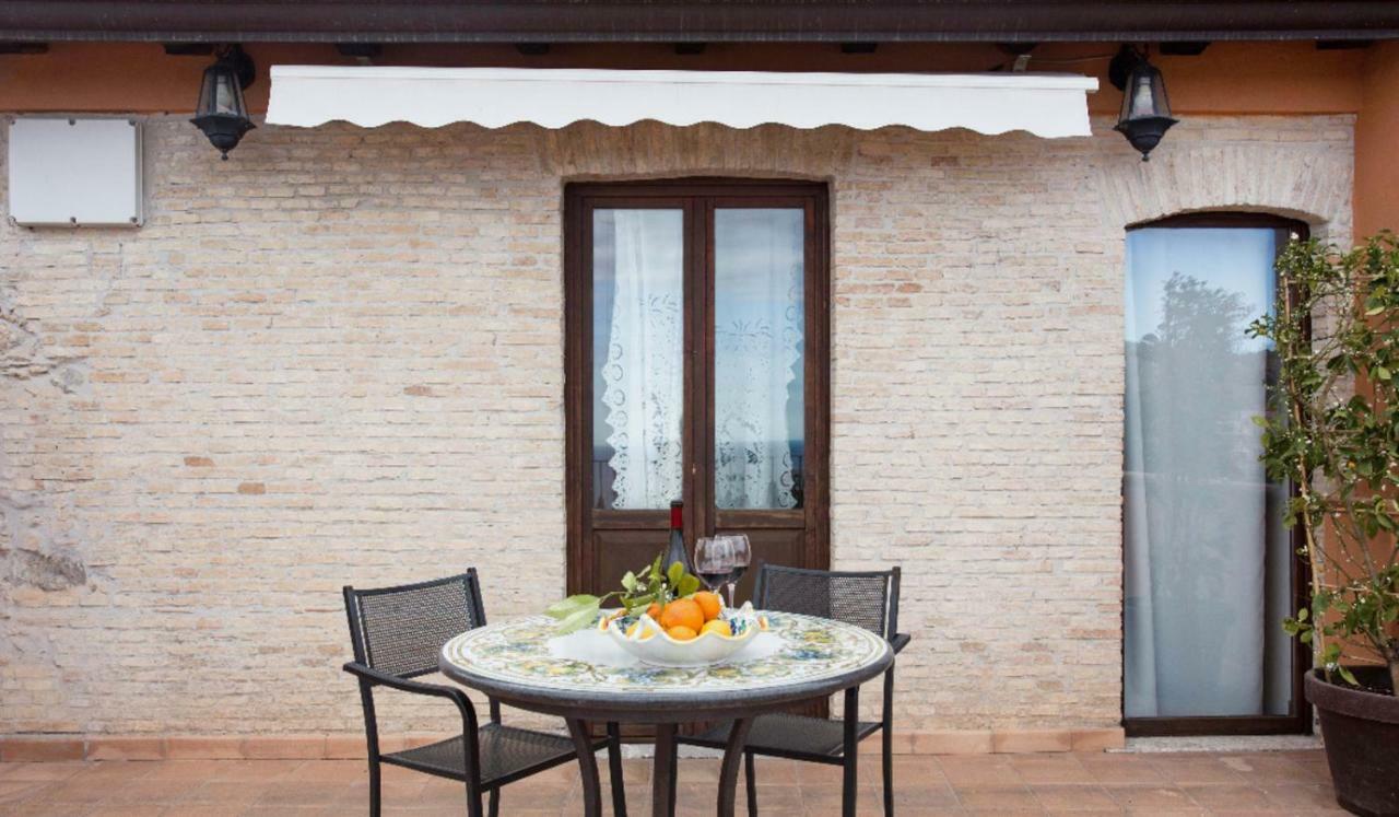 Vilagos Apartments & Loft Taormina Eksteriør billede