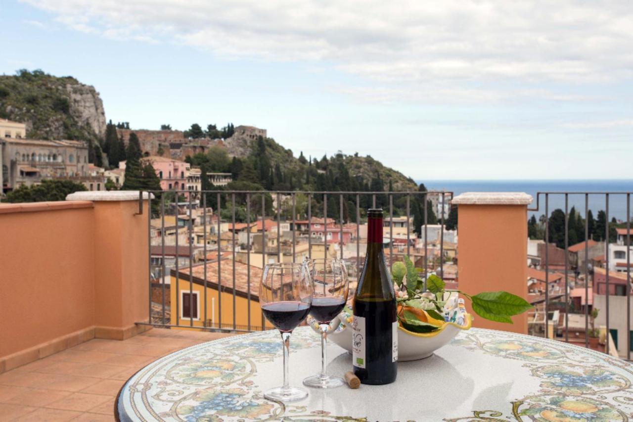 Vilagos Apartments & Loft Taormina Eksteriør billede